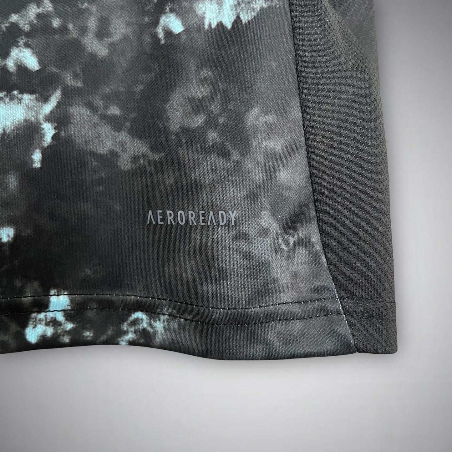 24/25 Bayern München Away Premium Kit - Premium Quality Kits at Football Monarch