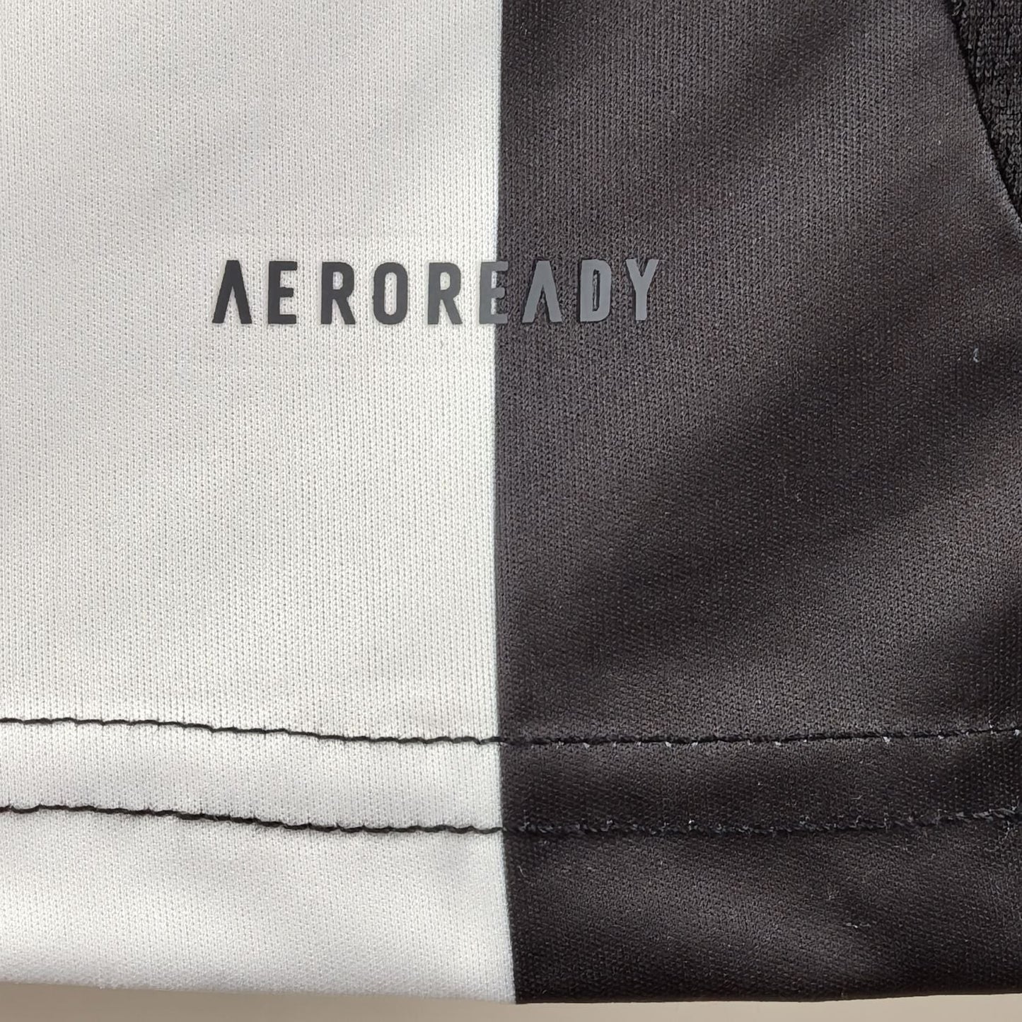 24/25 Newcastle United Home Kit - Premium Quality Kits at Football Monarch