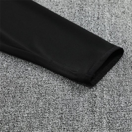 25/26 Manchester United Training Black Kids Size Tracksuit - Premium Quality Kits at Football Monarch