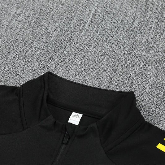 25/26 Manchester United Training Black Tracksuit - Premium Quality Kits at Football Monarch