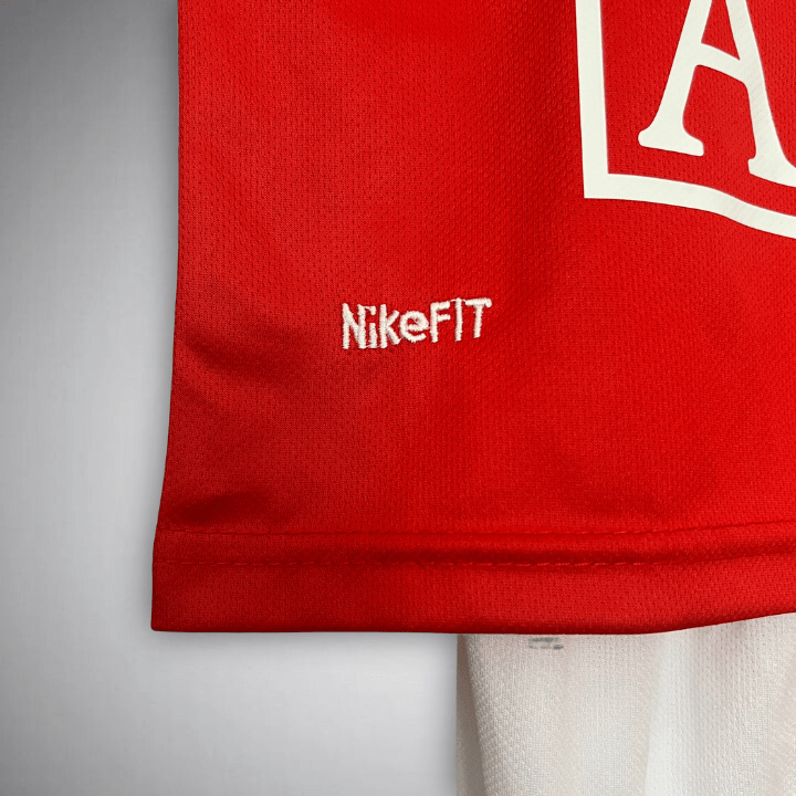 09/10 Manchester United Home Kids Size Kit - Premium Quality Kits at Football Monarch