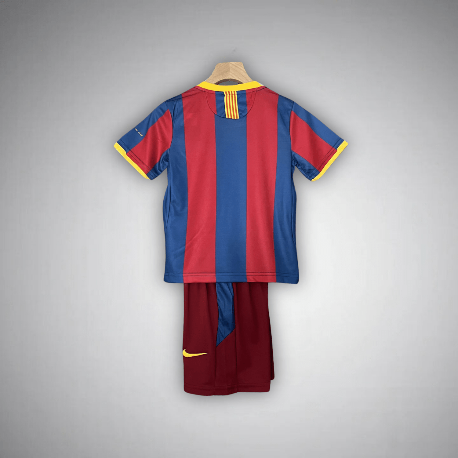 10/11 FC Barcelona Home Kids Size Kit - Premium Quality Kits at Football Monarch