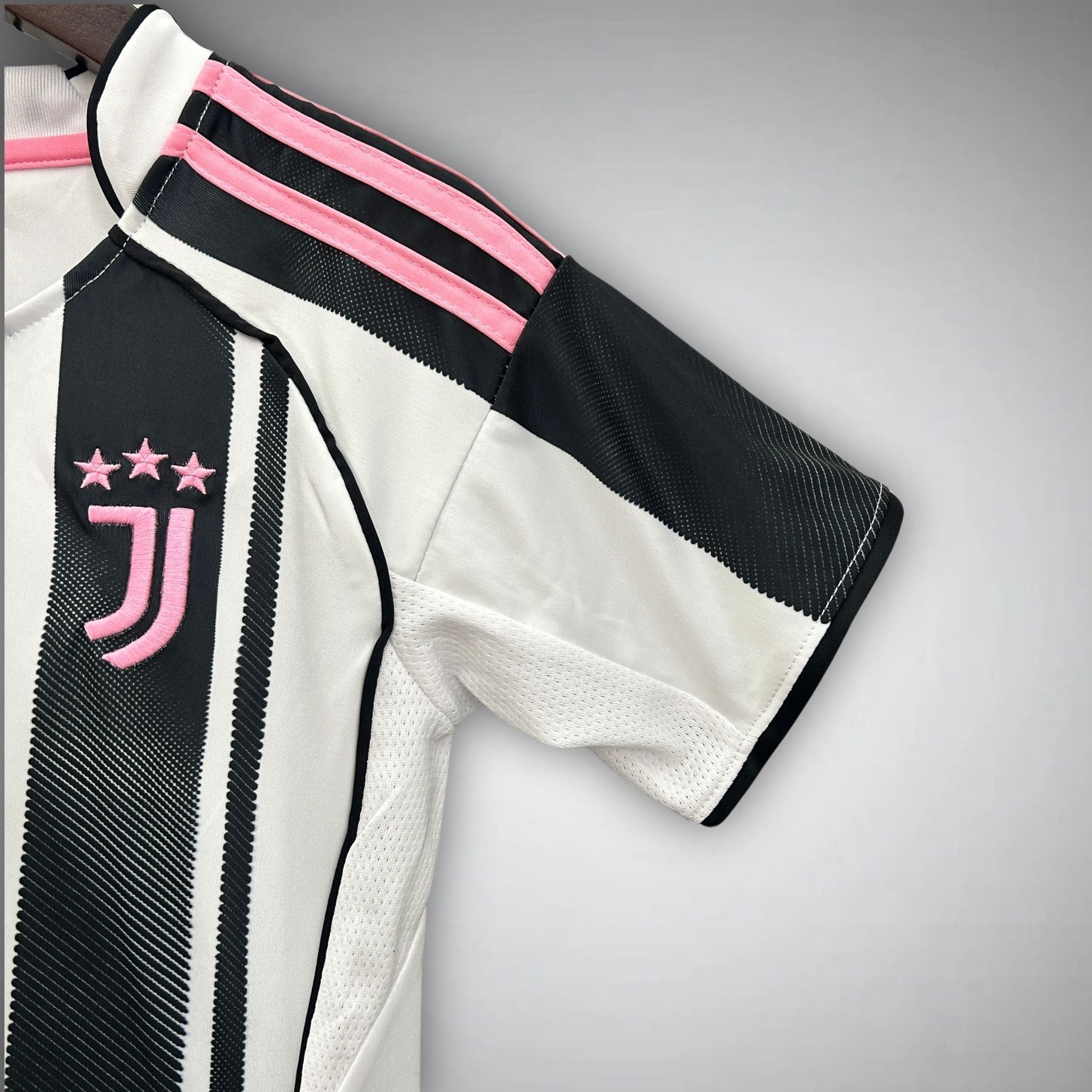 25/26 Juventus Home Kids Size Kit - Premium Quality Kits at Football Monarch