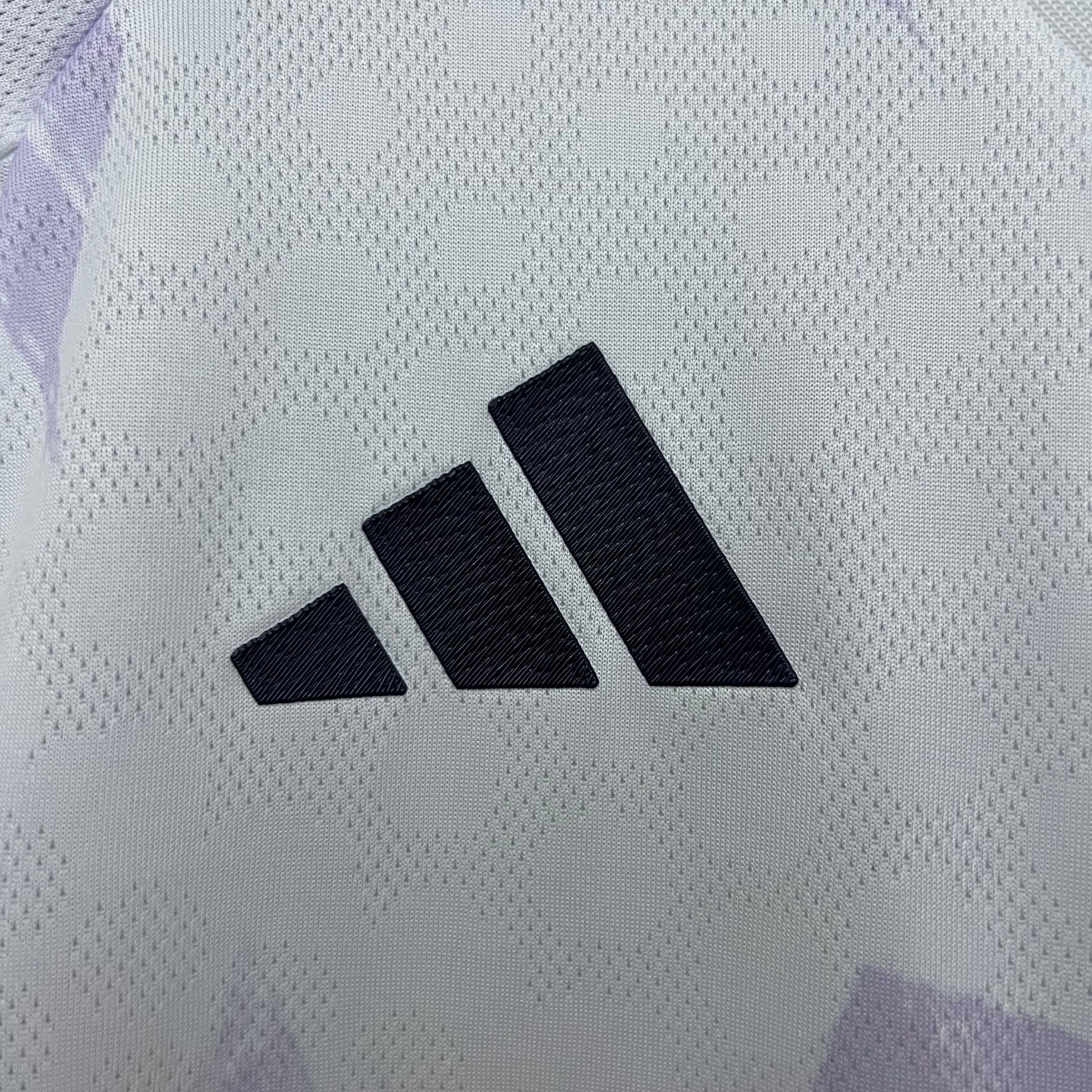 25/26 Manchester United Away Kit - Premium Quality Kits at Football Monarch