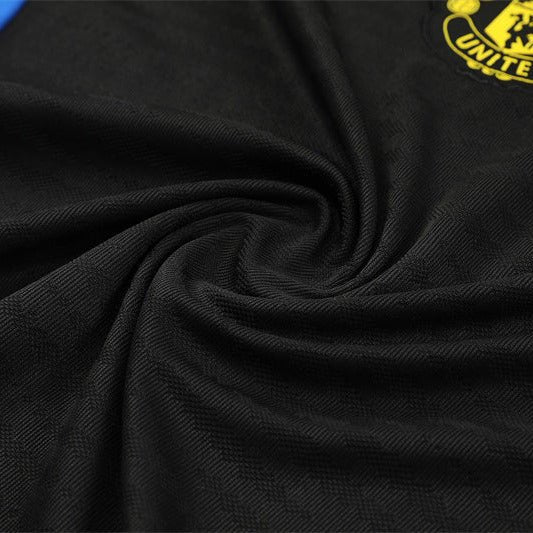 25/26 Manchester United Training Black Kids Size Tracksuit - Premium Quality Kits at Football Monarch