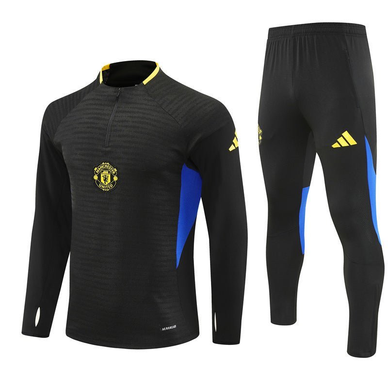 25/26 Manchester United Training Black Kids Size Tracksuit - Premium Quality Kits at Football Monarch