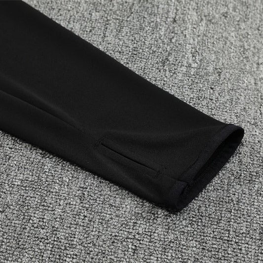 25/26 Manchester United Training Black Kids Size Tracksuit - Premium Quality Kits at Football Monarch