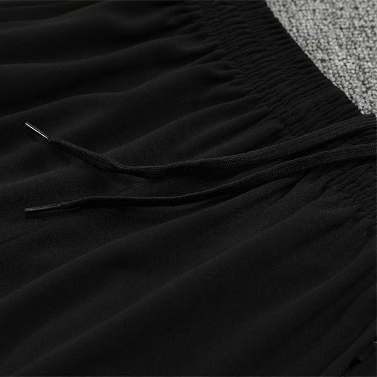 25/26 Manchester United Training Black Kids Size Tracksuit - Premium Quality Kits at Football Monarch