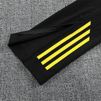 25/26 Manchester United Training Black Kids Size Tracksuit - Premium Quality Kits at Football Monarch