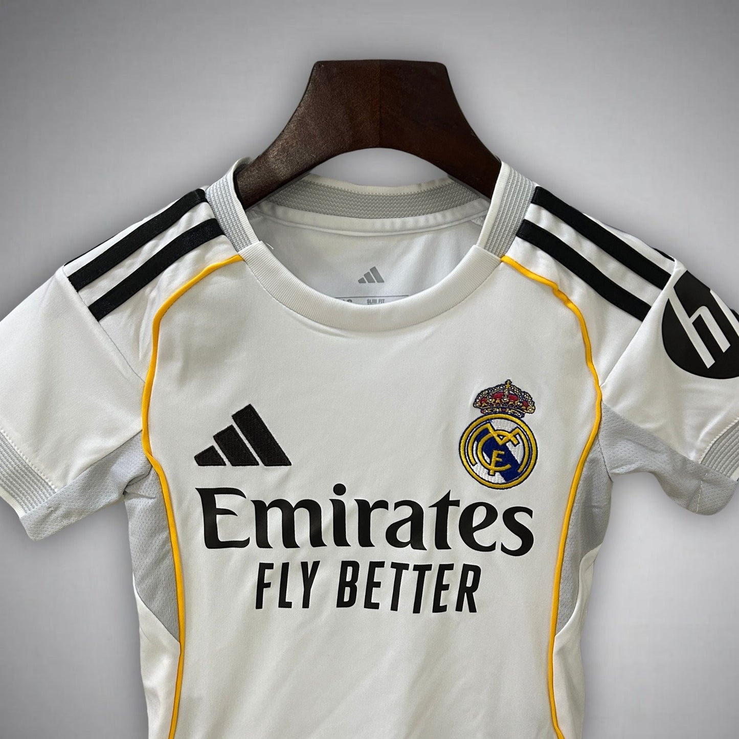 25/26 Real Madrid Home Kids Size Kit - Premium Quality Kits at Football Monarch