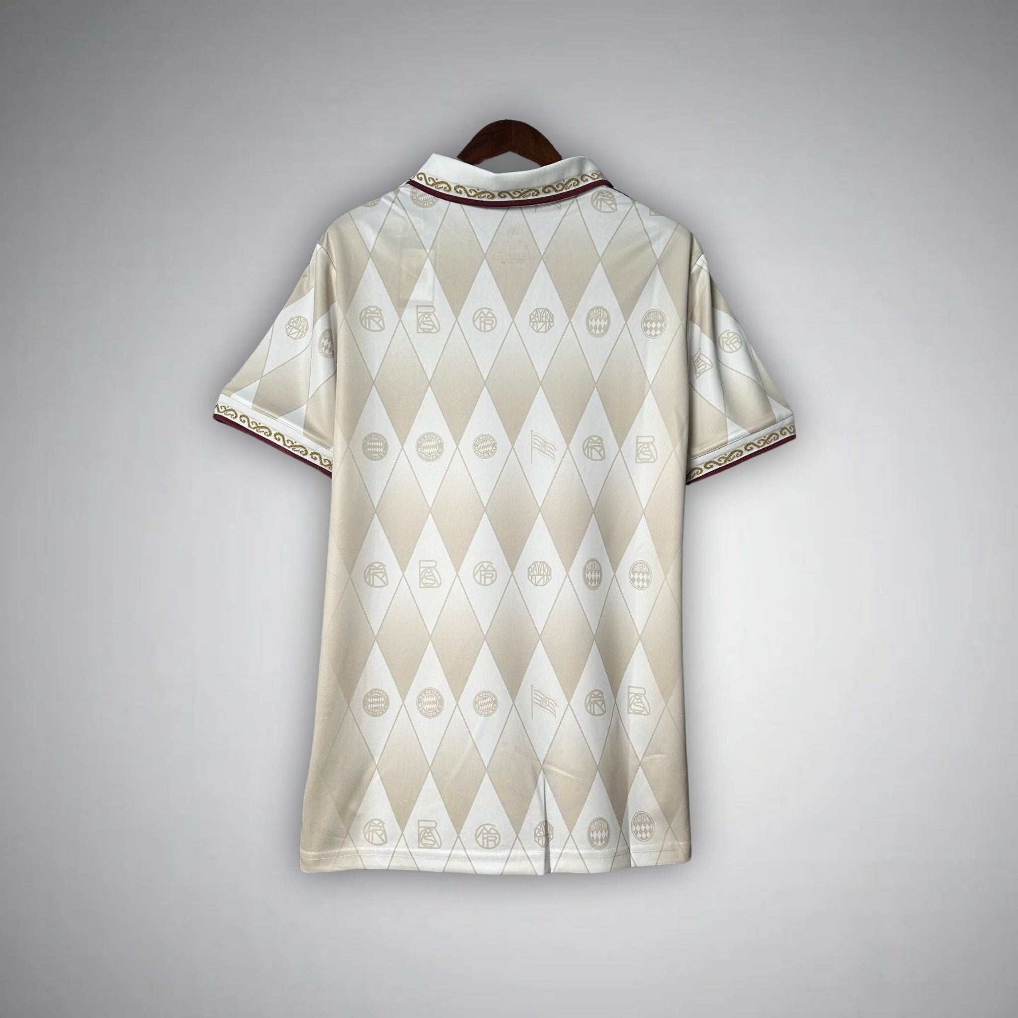 FC Bayern "Die Krone" Premium Kit - Premium Quality Kits at Football Monarch