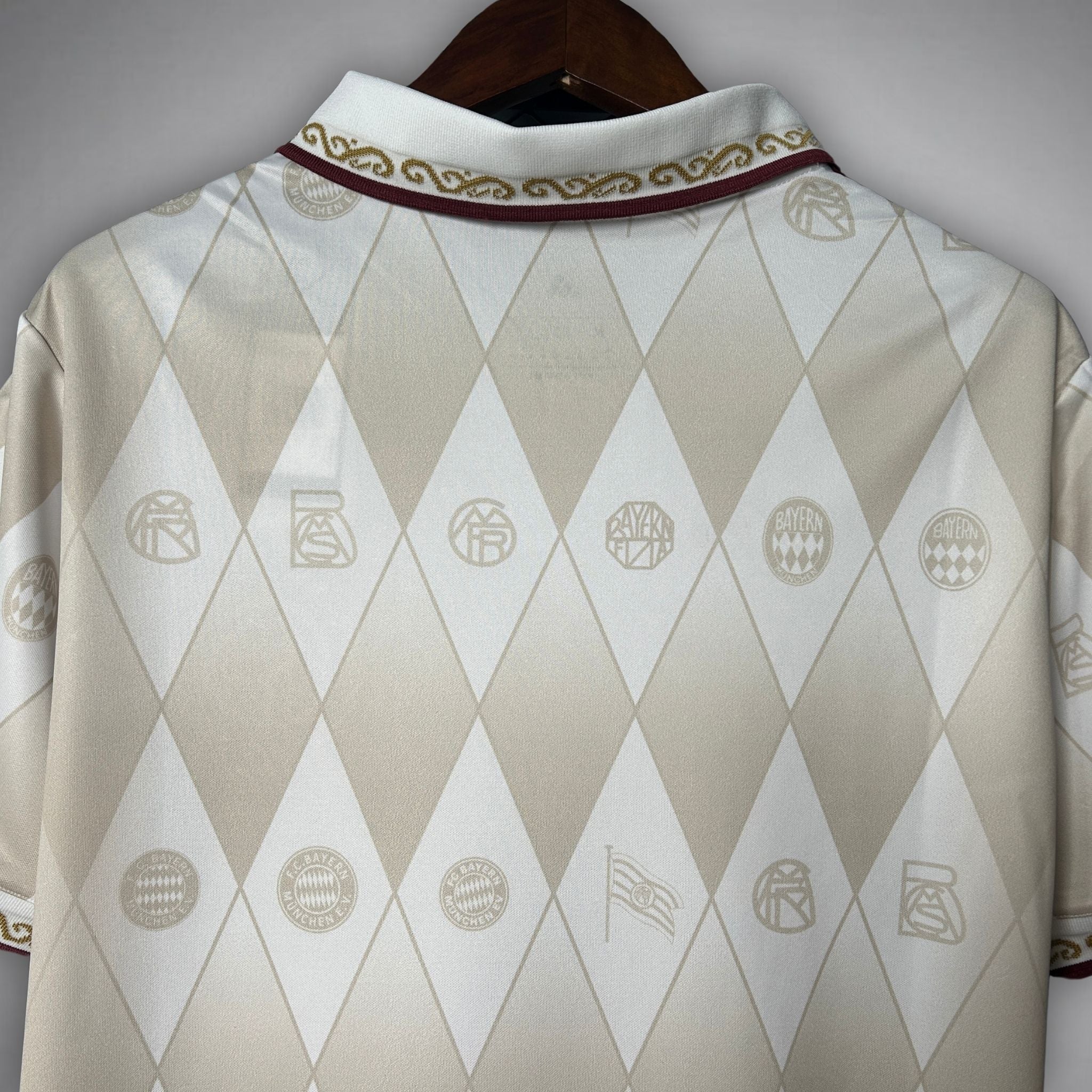 FC Bayern "Die Krone" Premium Kit - Premium Quality Kits at Football Monarch