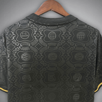 FC Bayern "Luxe Chrome" Premium Kit - Premium Quality Kits at Football Monarch