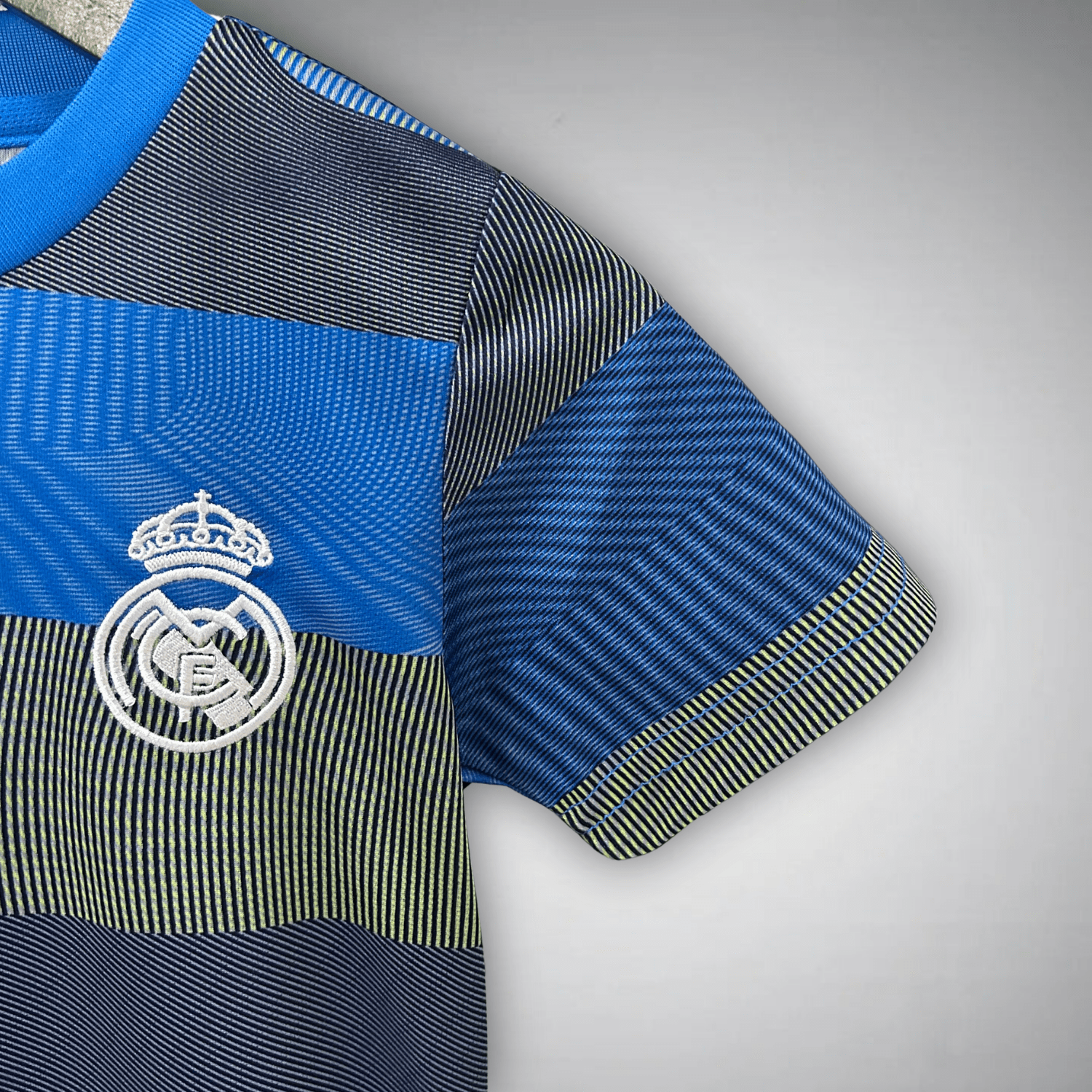 Real Madrid "Cibeles Wave" Premium Kids Size Kit - Premium Quality Kits at Football Monarch